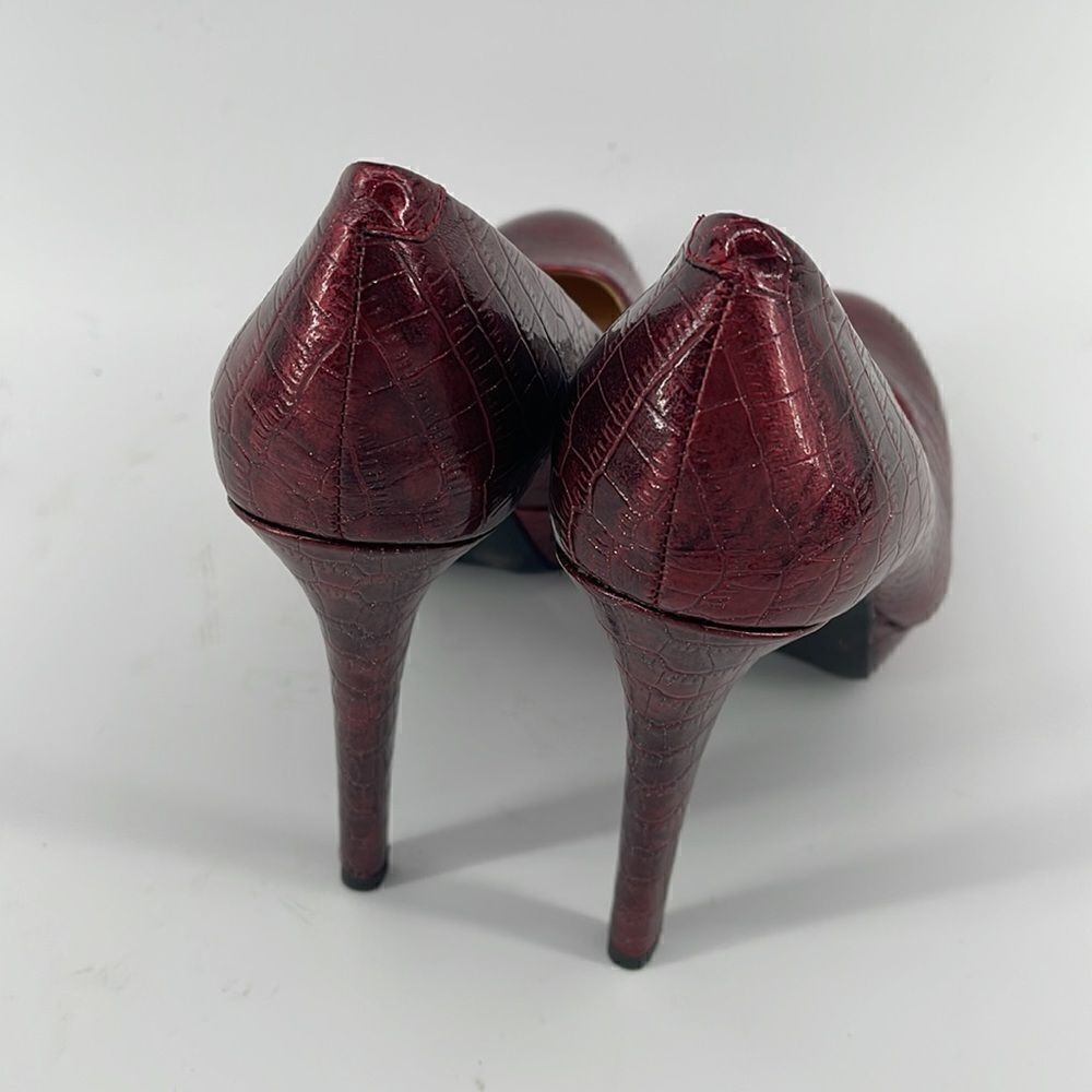 Gianni Bini wine red faux python print metallic platform heel heels shoes NWOT - Picture 4 of 14